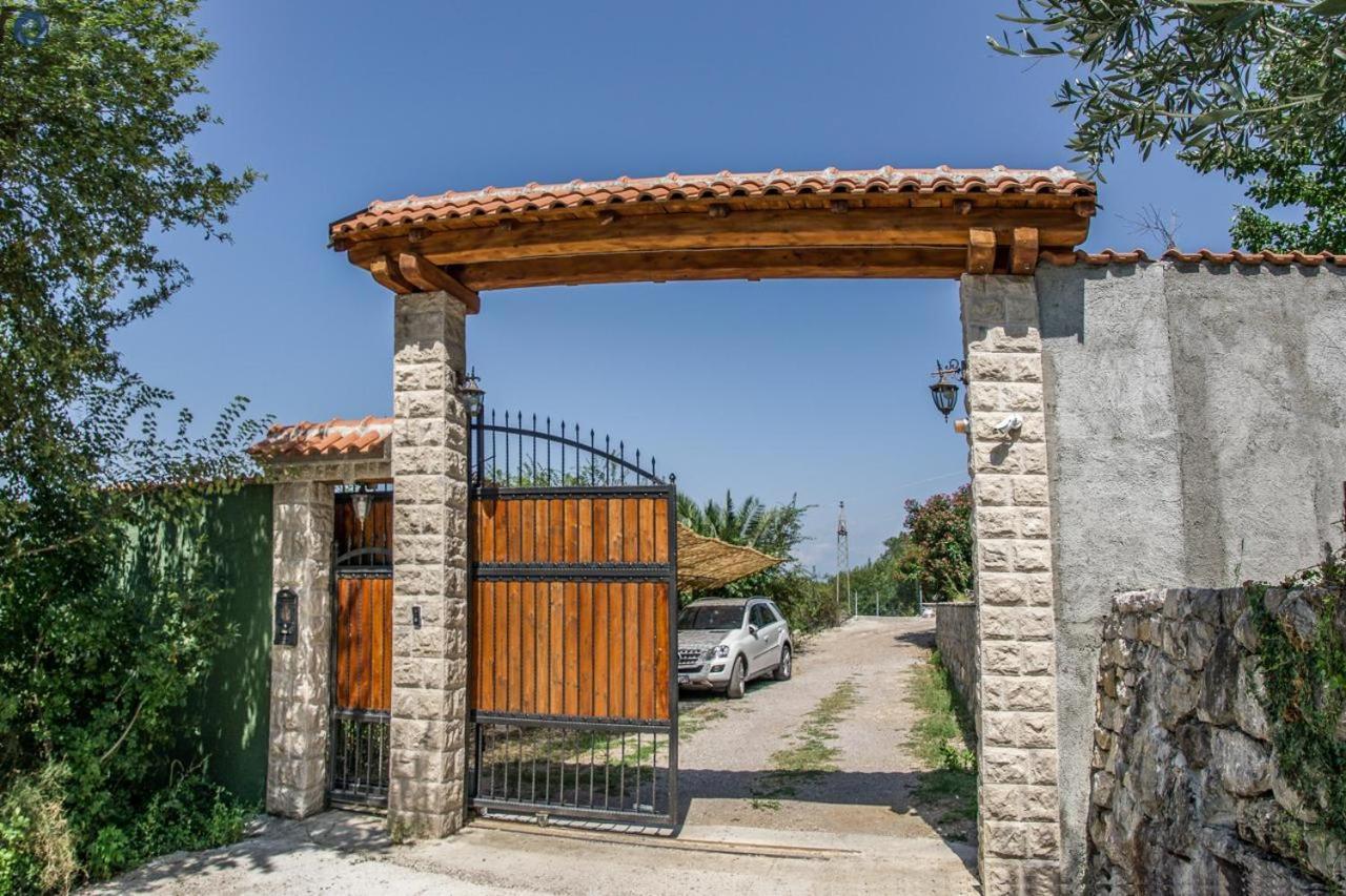 Villa Marco Polo Budva Exteriör bild